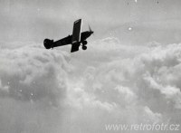 Letoun Avia B 534 v letu